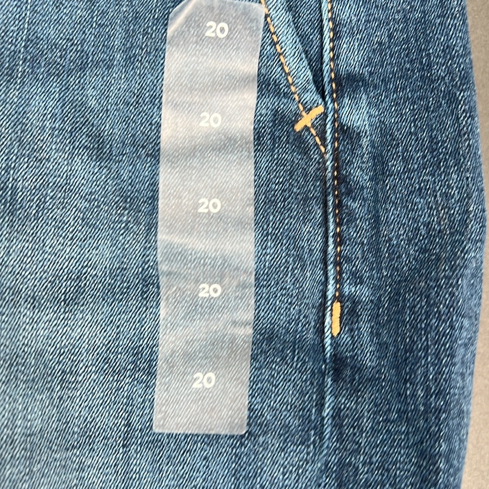 LANE BRYANT GIRLFRIEND SHORTS‎ - Picture 2 of 14